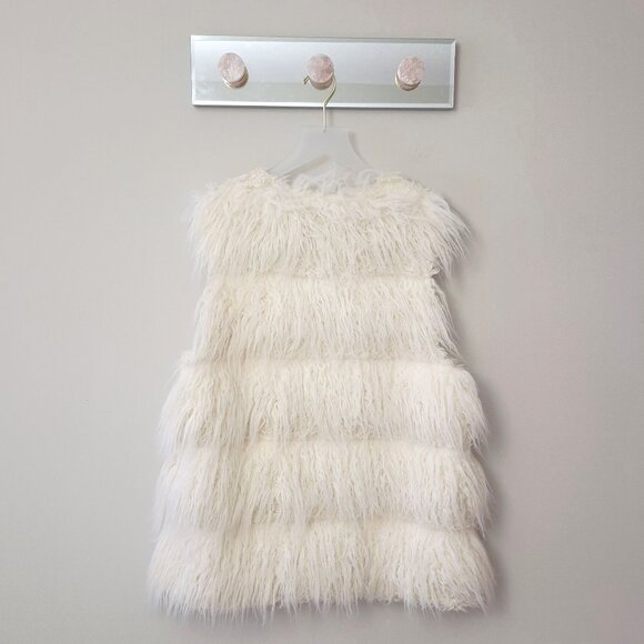 NWOT Unreal Fur cream faux fur sleeveless vest, L - Picture 8 of 9